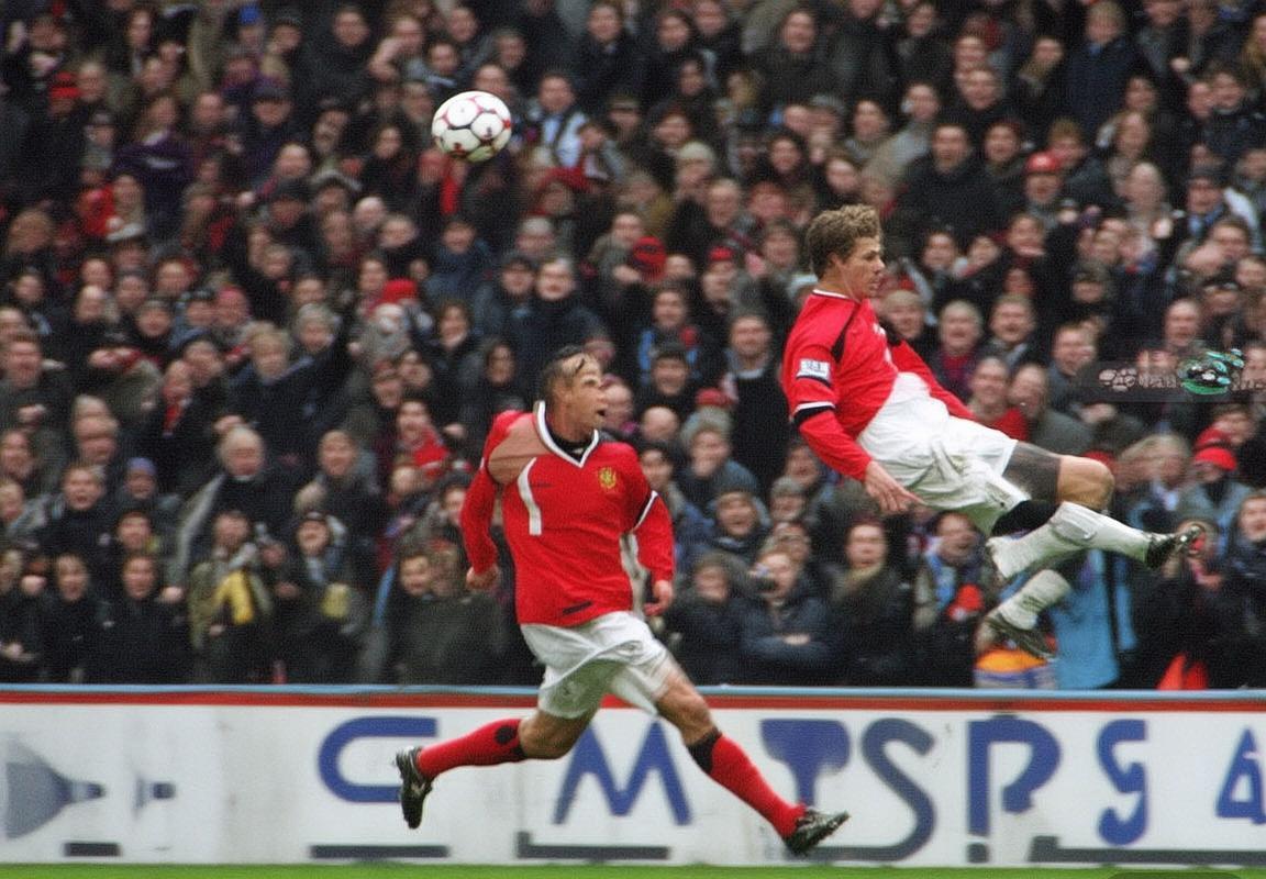 2003年阿森纳曼联巅峰对决：经典瞬间与深远影响回顾(图3)
