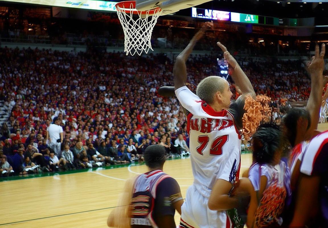 2020年NBA鹈鹕对阵火箭巅峰对决：哈登英格拉姆领衔经典战役(图3)